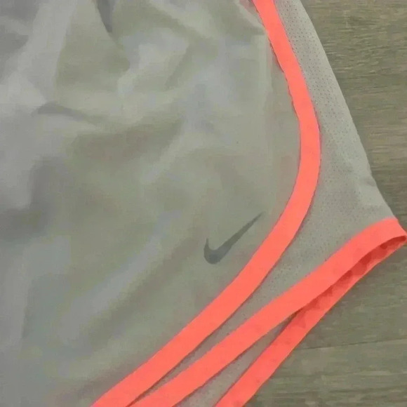 NIKE DriFit Athletic Shorts S - Picture 3 of 6